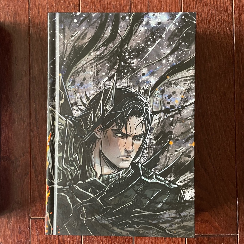 Lightlark Dueling Crowns Edition Book - Picture 3 of 8